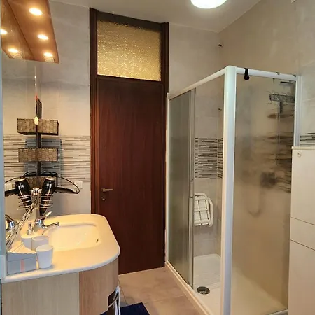 Casa Paola - 2 Stanze A شقة ريكوارو تيرمي